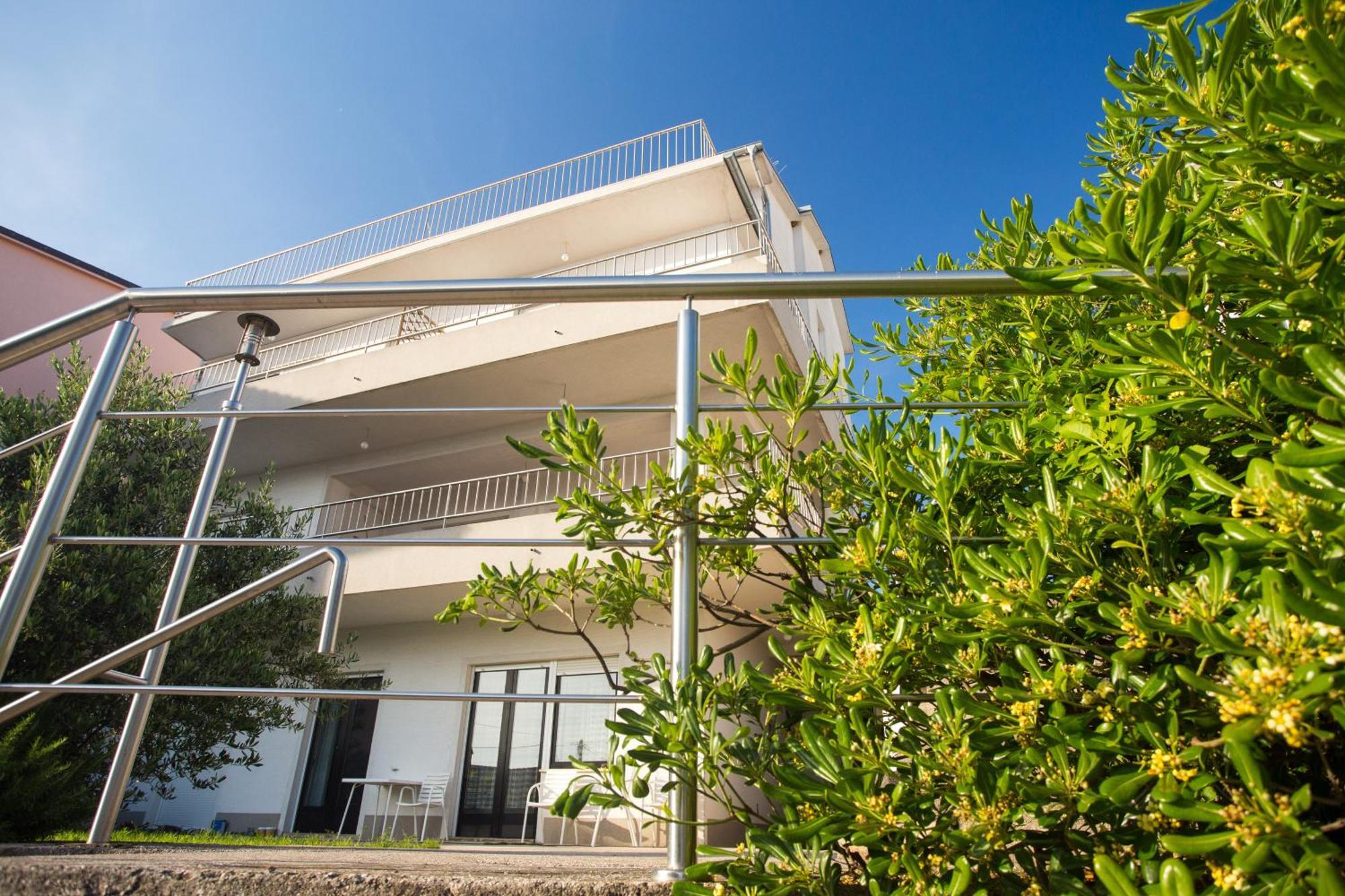 Apartments Adriatic 2 Селце Екстер'єр фото